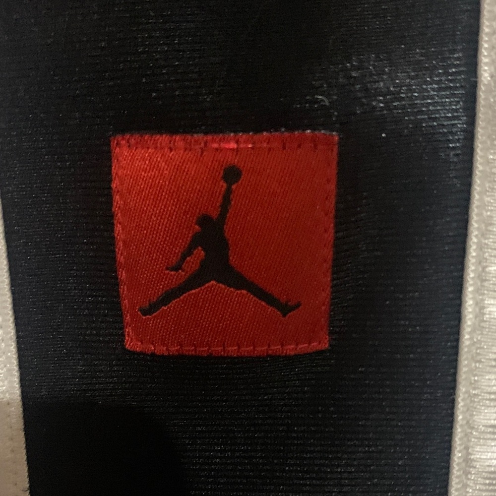 Jordan Reversible Singlet - Picture 2 of 5